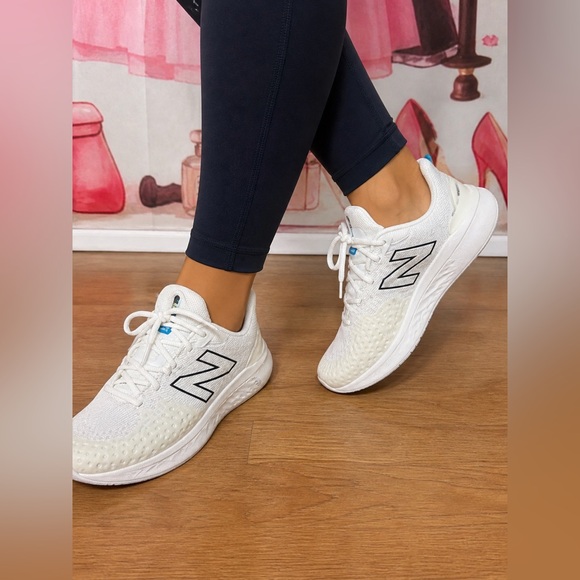 New Balance Shoes - New Balance Women’s White & Black Lightweight Running Sneakers